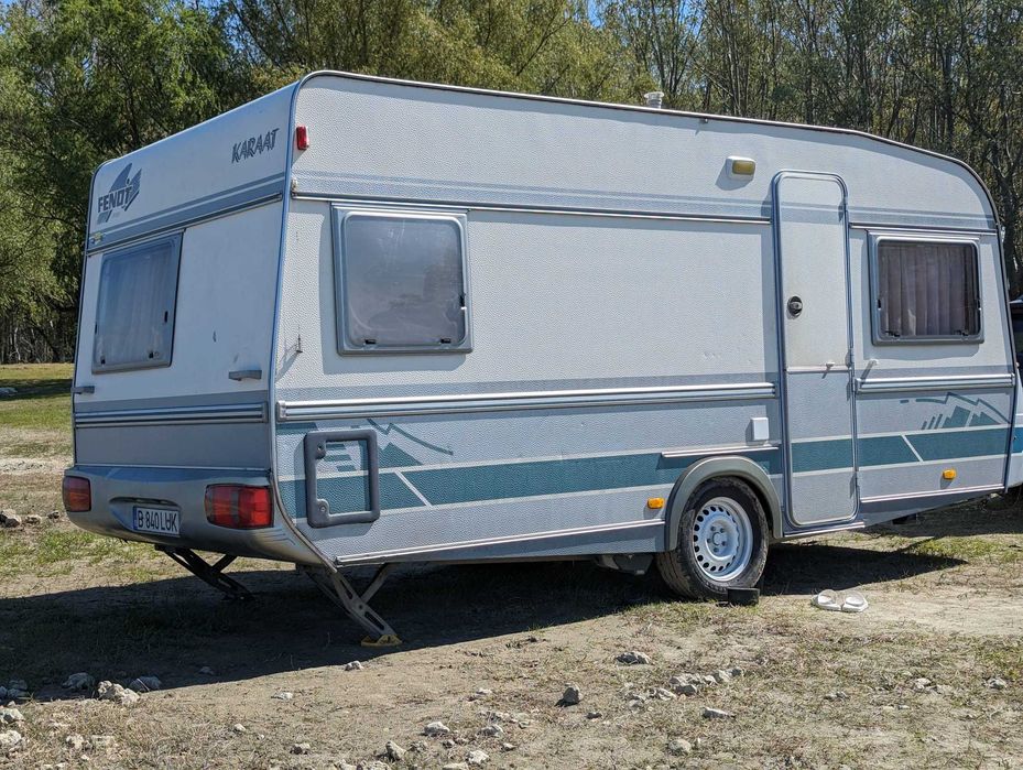 Rulotă FENDT, două zone, mover, panouri, cort etc.
