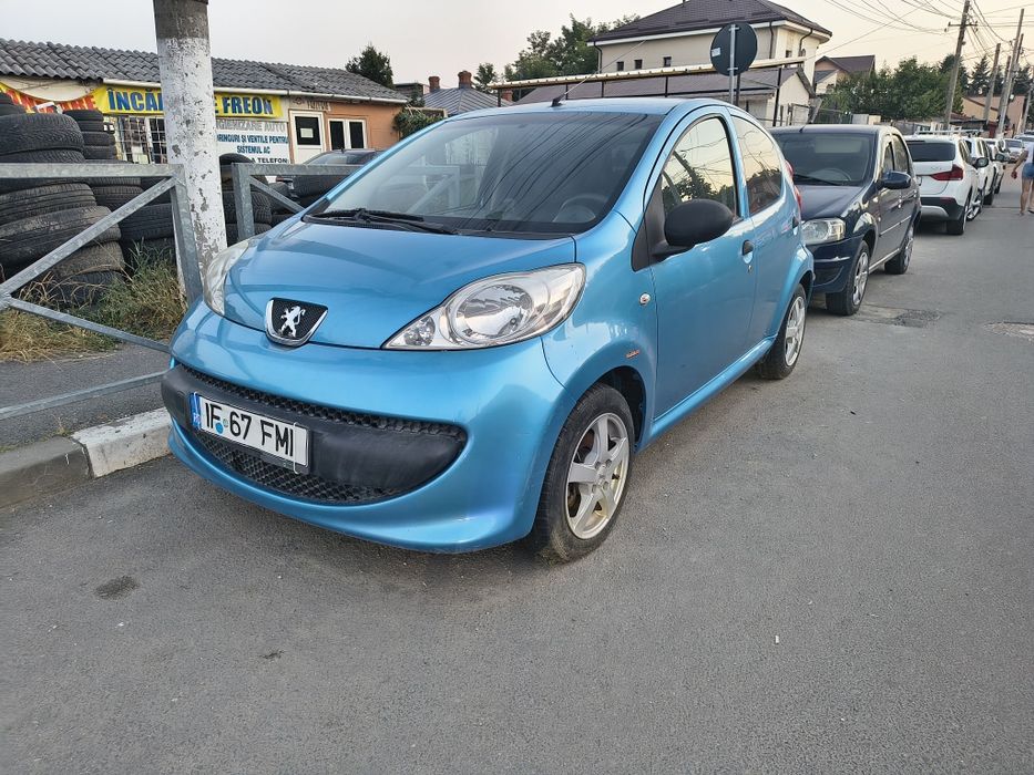 Închiriez auto regim Bolt food  ,glovo, uber eats, regim uz personal