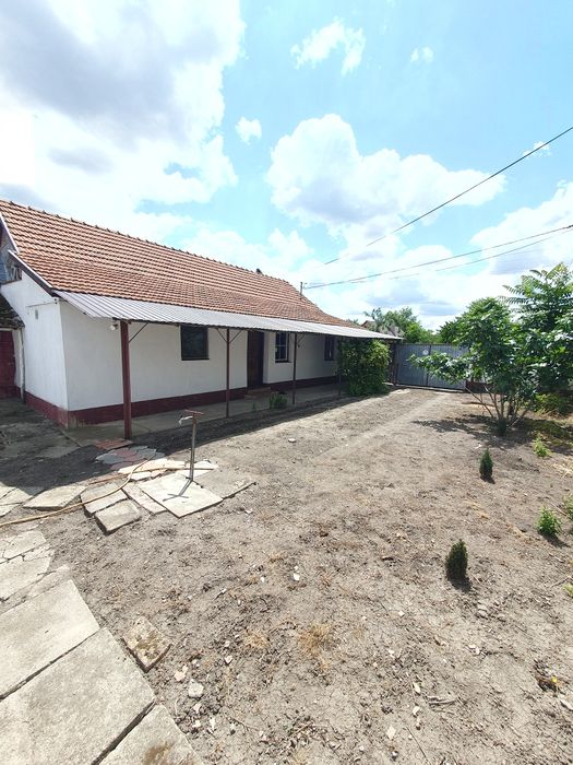 Casa de vanzare in Batania