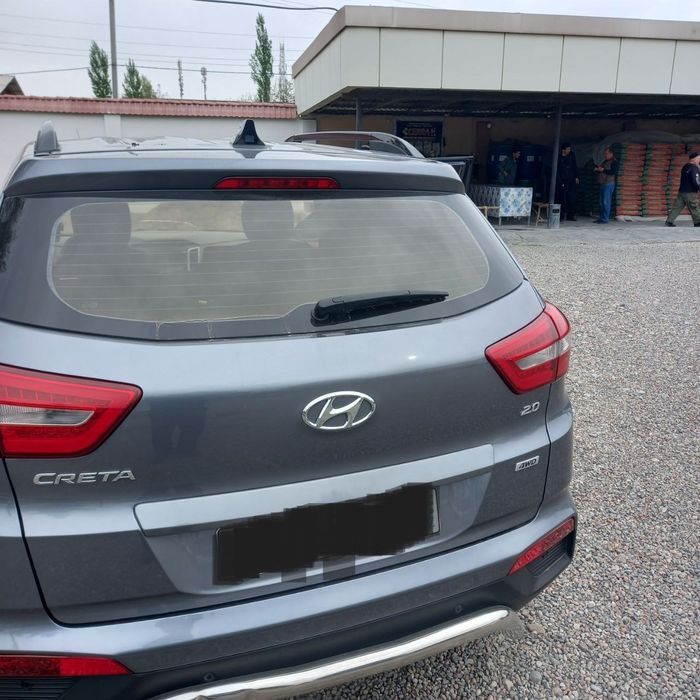 Автомобиль HYUNDAI CRETA 2.0