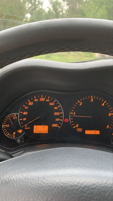 Toyota avensis 2.0 diesel