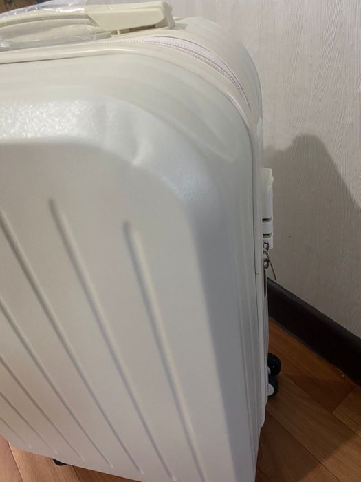 Чемодан противоударный