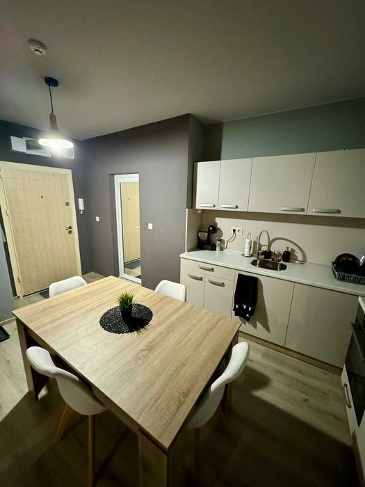 Дава се под наем Двустаен апартамент в София, Витоша - 65 кв.м за 549 € - Снимка #1