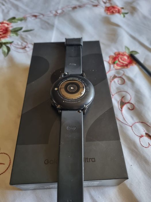 Samsung Galaxy S22 Ultra 5G + Galaxy Watch5 Pro LTE – pachet complet