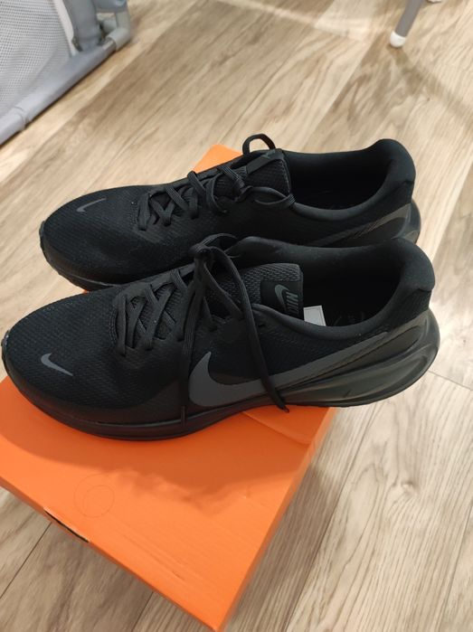 Мъжки маратонки Nike Revolution 8 номер 48.5
