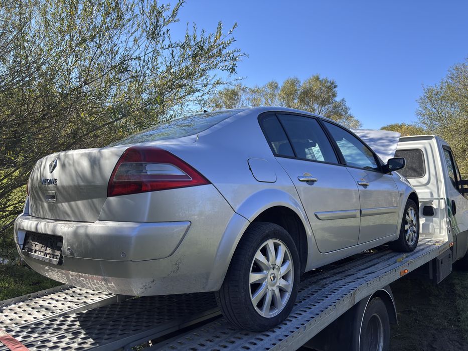 Рено меган 1.5дци на части