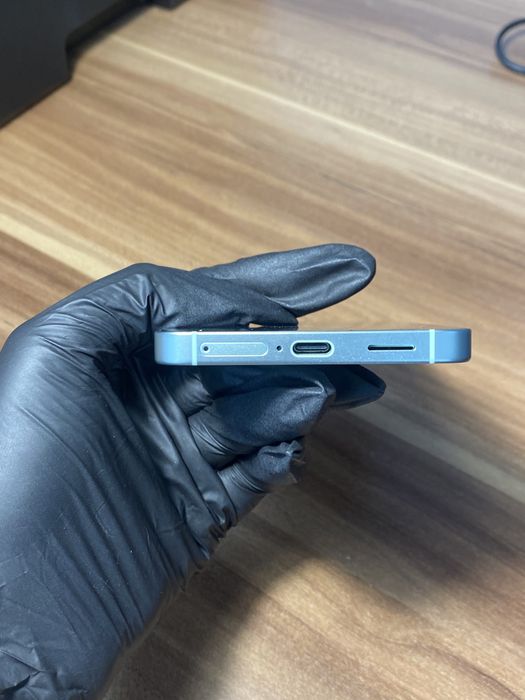 Samsung Galaxy s25• 256 GB • Mint