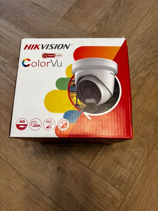 Продам камеры hikvision 8 мегапикселей