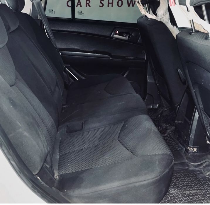 Продам саньонг кайрон корейский автомобиль