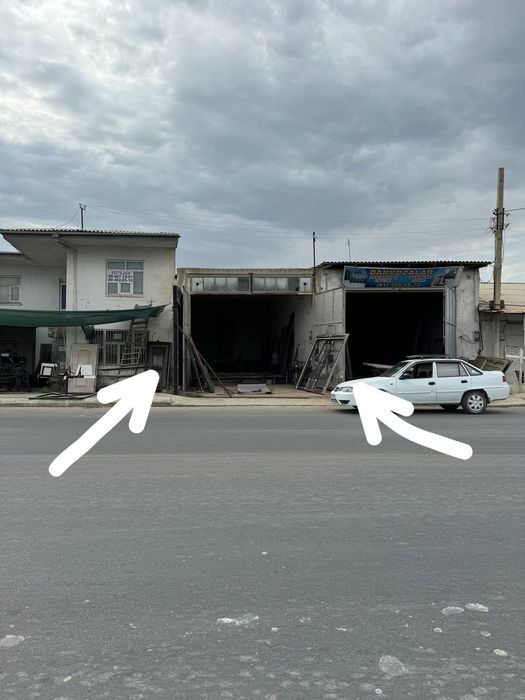 Бобур махалла йул буйида