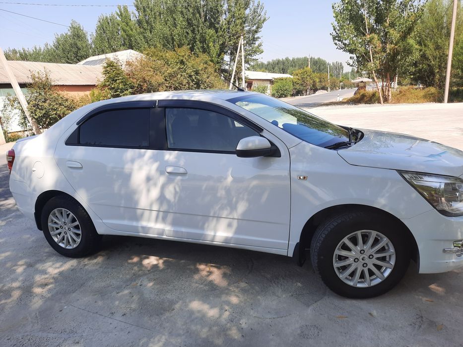 Коблт мошина сотилади