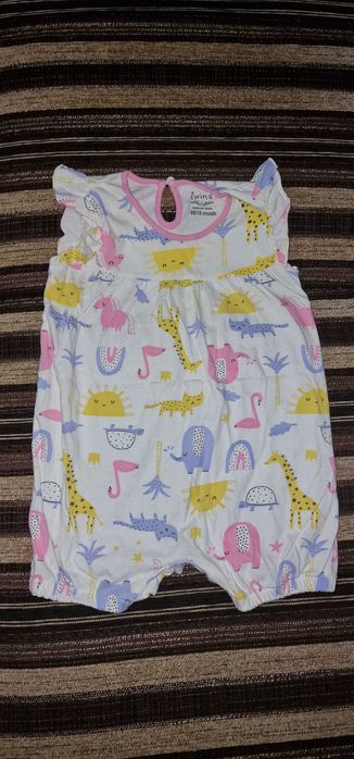 Вещи на девочку  в отличном состоянии