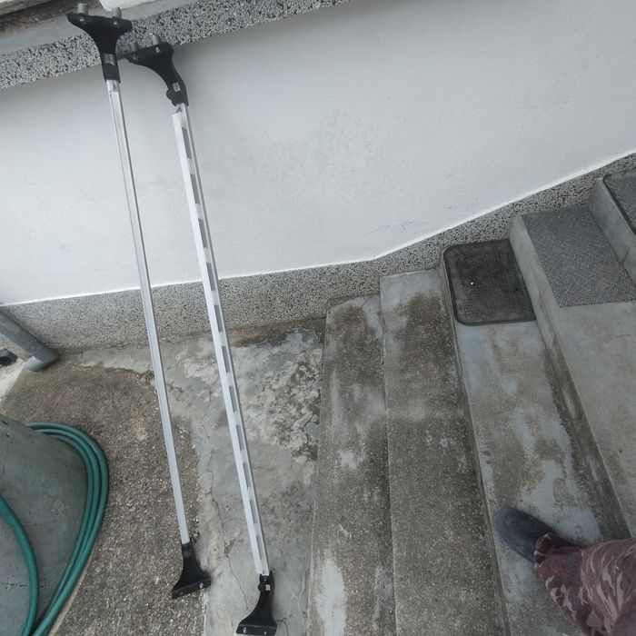 Продавам оригинални алуминиеви напречни греди .