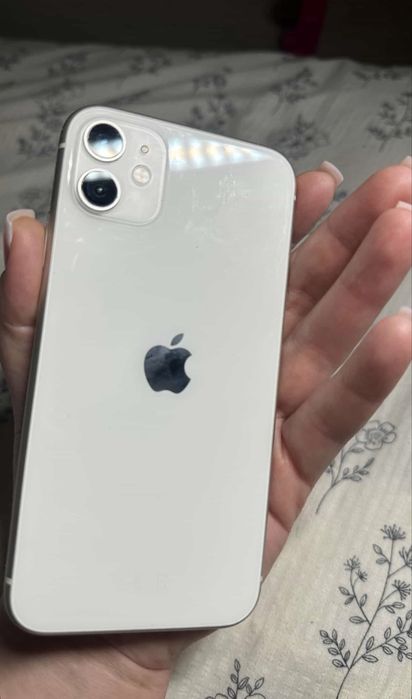 Iphone 11 в хорошем состоянии