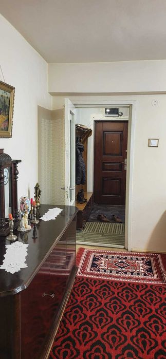Apartament 4 camere Urziceni, Aleea Florilor (langa Colegiul National)