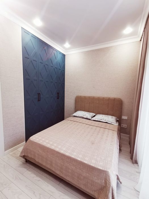 Евродвушка посуточно на левом берегу