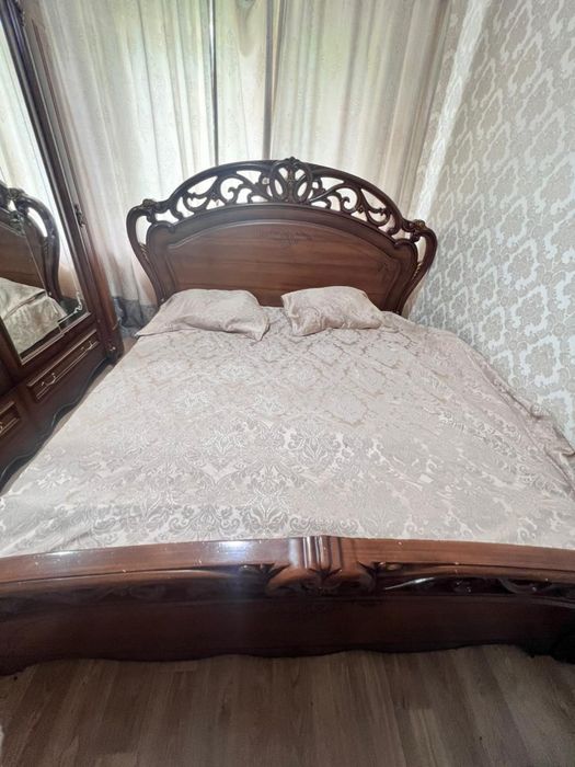 Кровать спальняя отличном состоянии