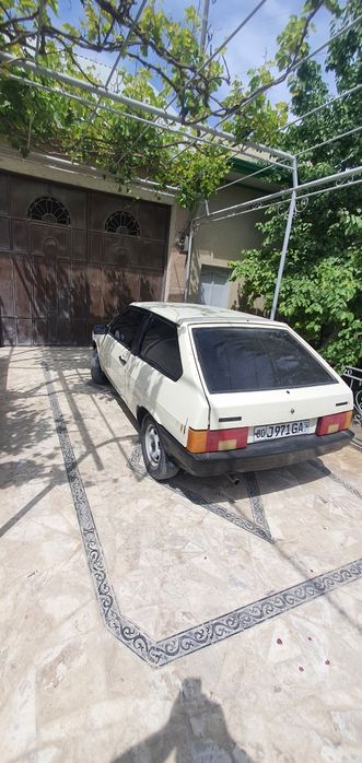 Lada   Vaz  21 08