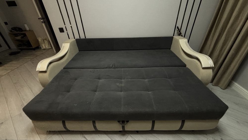 Продается б/у диван срочно