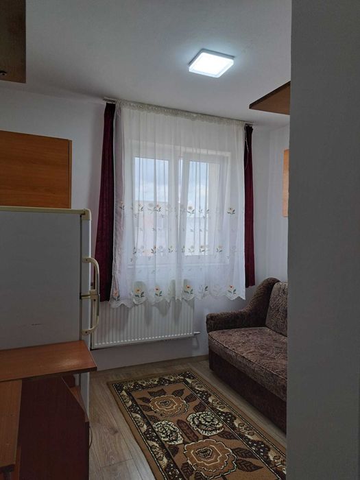 Garsoniera de închiriat