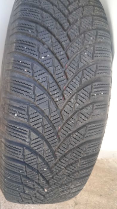 Set 4 Roti cu anvelope de iarna pentru VW Golf 5, jante otel, 15 inch