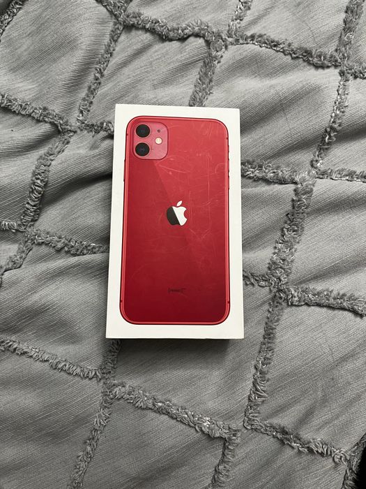 iphone 11 красный