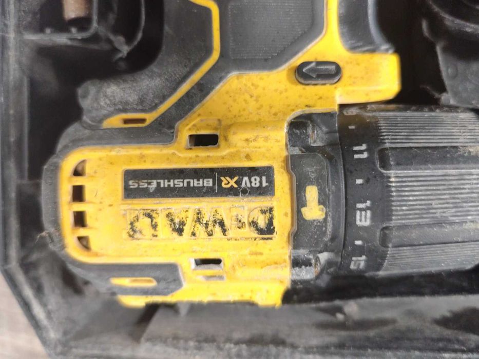 Акумулаторен ударен винтоверт DEWALT DCD709