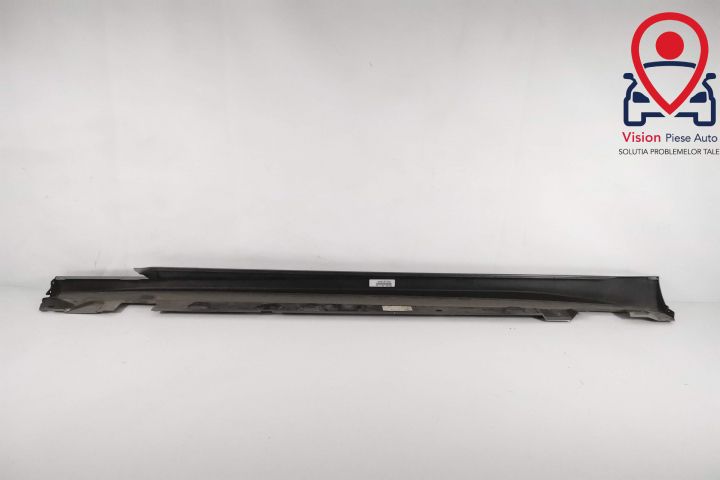 Декоративна лайстна Праг Дясна Оригинална В Добро Състояние Мерцедес-Б