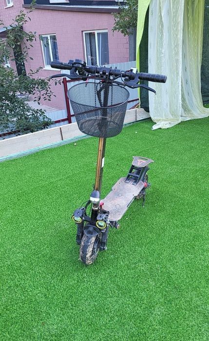 Электрический самокат продаю