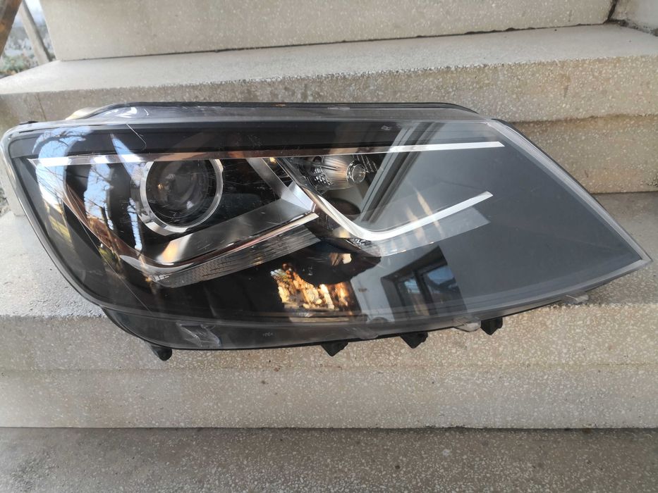 Фар Seat Alhambra Xenon десен / Фар Сеат Алхамбра ксенон Оригинален