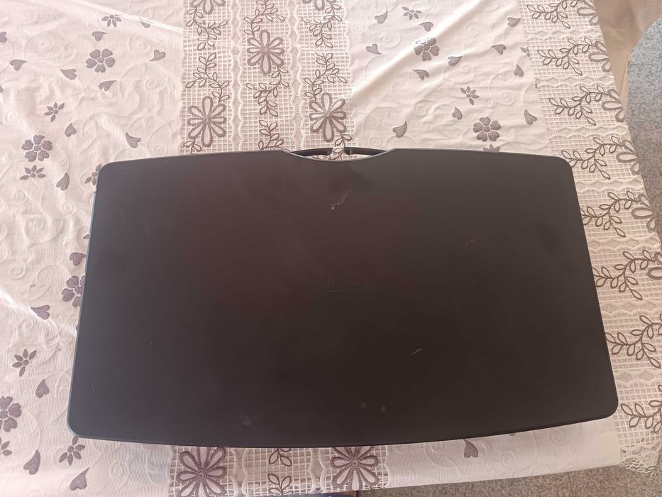Vând soundbar bose funcțional