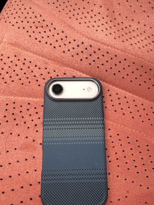 IPhone 17 Air продается