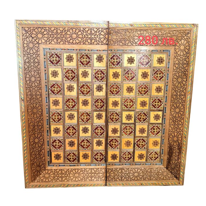 Табла и шах стил арабеск