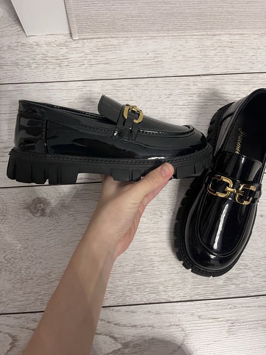 Продам лоферы