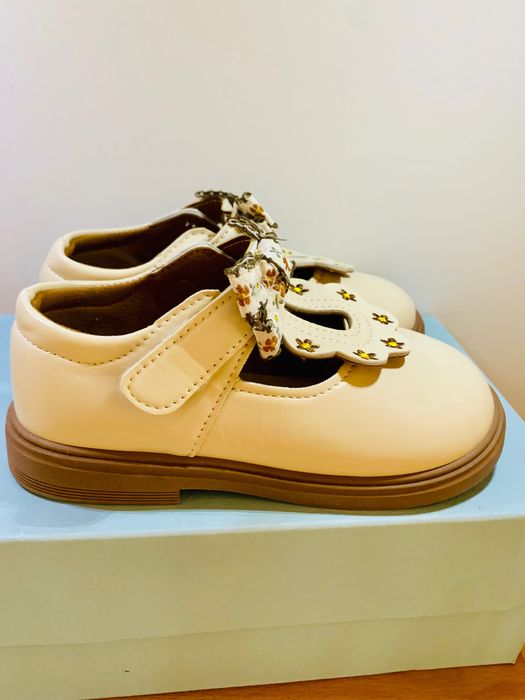 Детски обувки №30 (реално 28/29) – 17.5 см стелка, нови, мека подметка