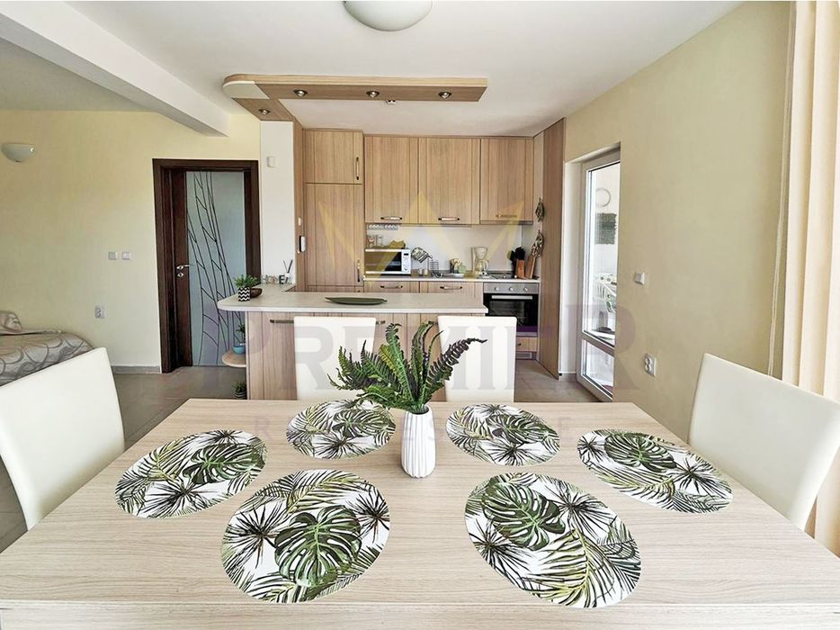 Продава се Къща в с. Топола, Област Добрич - 150 кв.м за 1800 €/кв.м - Снимка #10