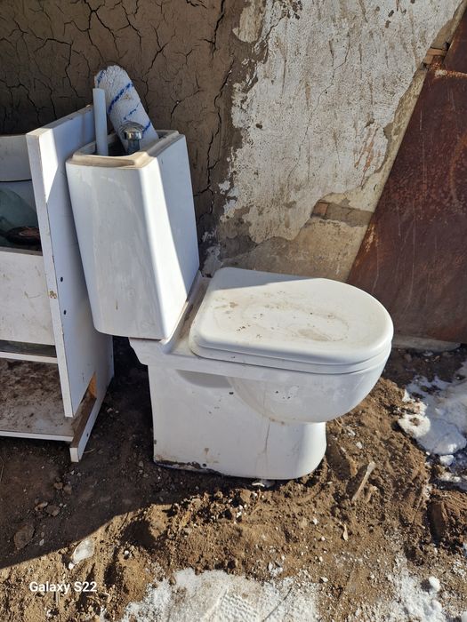 Продам бу унитаз