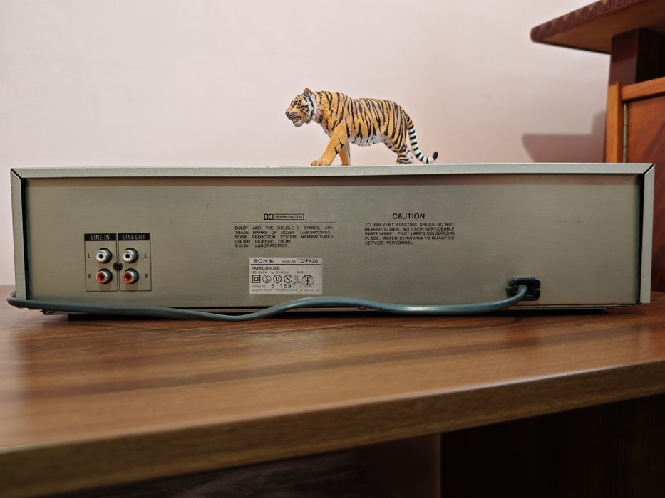 Sony TC-FX20. O frumusețe Hi-Fi. Rar. Tape deck superb. Preț fix !