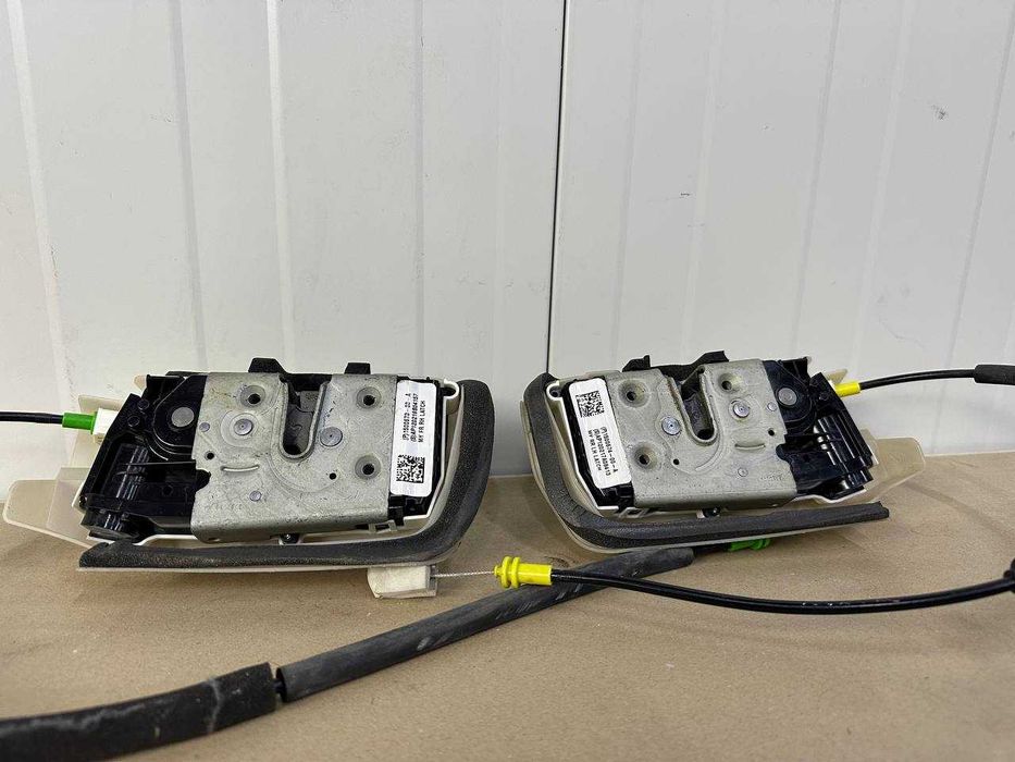 Брава на врата Tesla Y/3