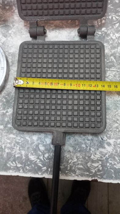 Presă fontă pentru  sărățele Promo 139 lei