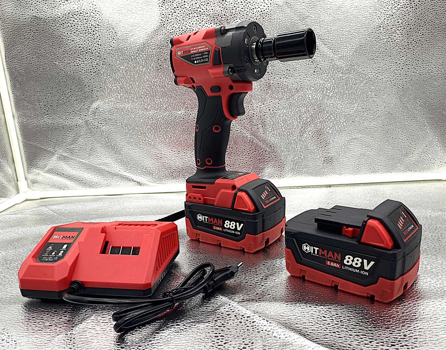 Cheie impact Hitman 88V, 950 Nm, 2x baterii incluse!