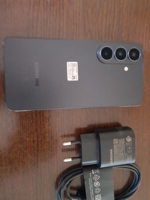 Vand / Schimb  Samsung  S 26 Black model   512 Gb   ca nou