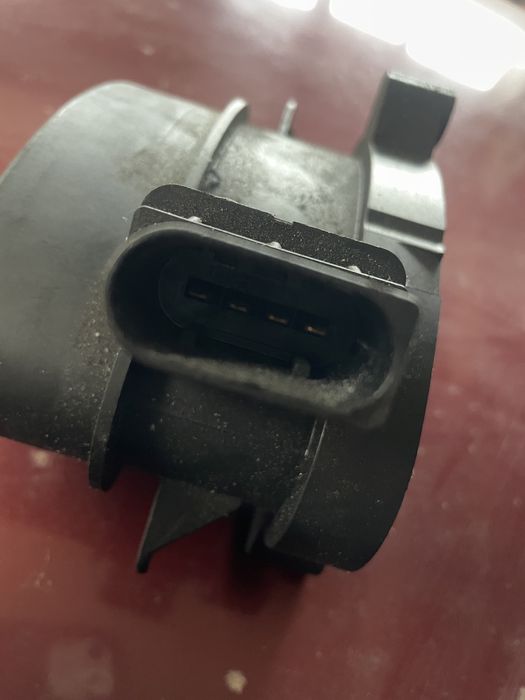 Дебитомер BMW e90 e60 e70 e46 e87 e83 e53 (2.0D, 2.5D, 3.0D)