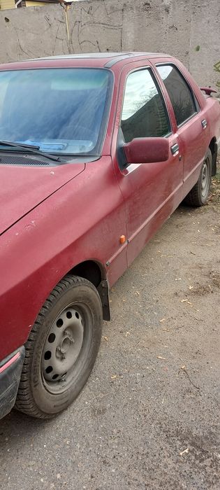 Форд сиерра 1990год