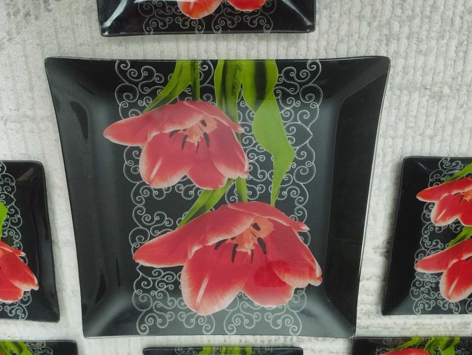 Набор (блюдо+6 тарелок)