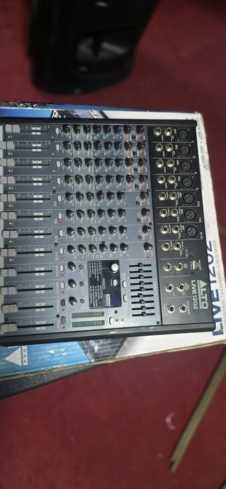 Mixer Alto Live 1202