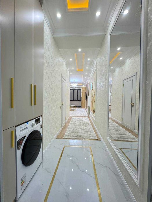 Продаётся  3-комнатная квартира. Шота Руставели. Яккасарайский район.