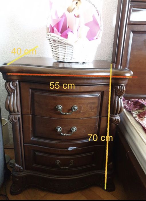 Dormitor din lemn  patul  si Dulap cu oglinzi/ pat =190 x200 cmm