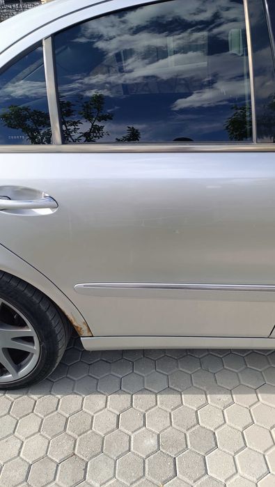 Mercedes-benz E270CDI