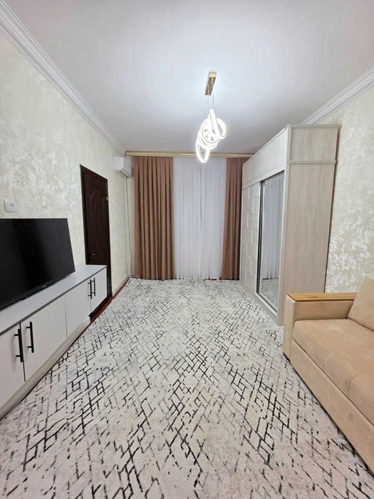 ПРОДАЖА: 1-ком квартира (перепланирована в 2-комнатную) на Чиланзаре!